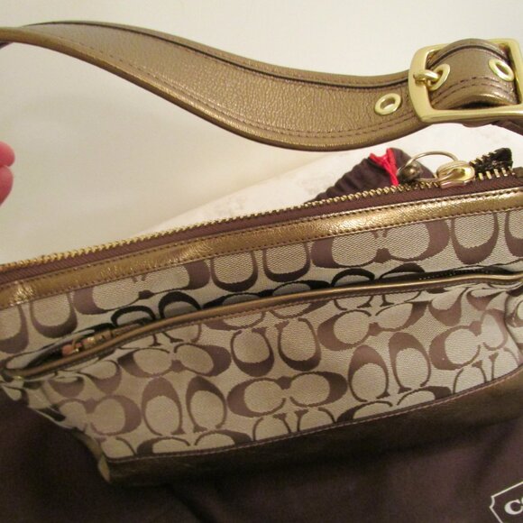Coach Gold Edged Legacy Pocket Hobo with Signature Lining - Picture 4 of 13